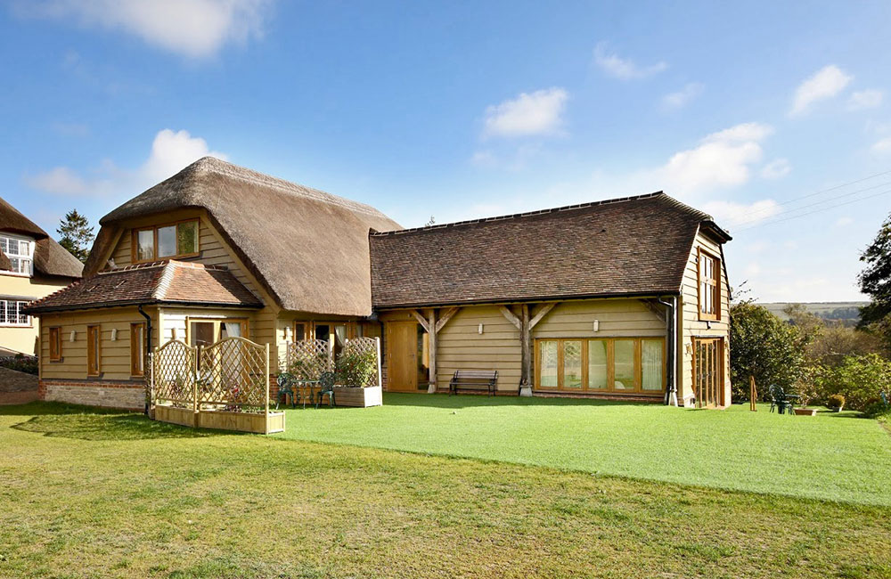Feature image a-barn-b&b-south-downs-stay